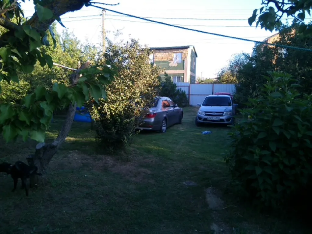 Большой дом-дача с двором, бассейном, беседкой, мангалом