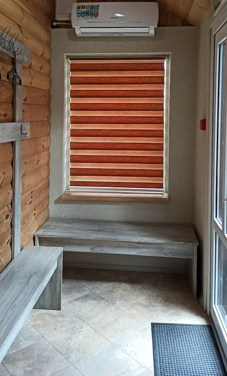 Двухместный номер с двуспальной кроватью и диваном