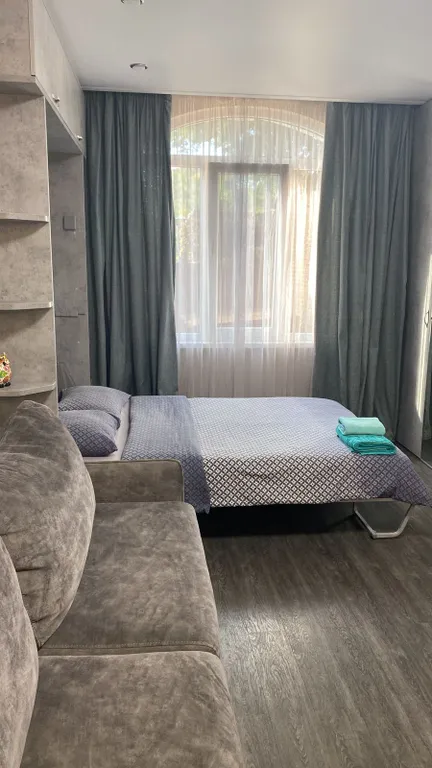 Квартира у моря в 5 минутах езды от вокзала и 10 от аэропорта