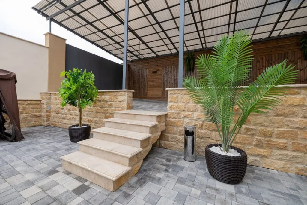 4-комнатный Дом