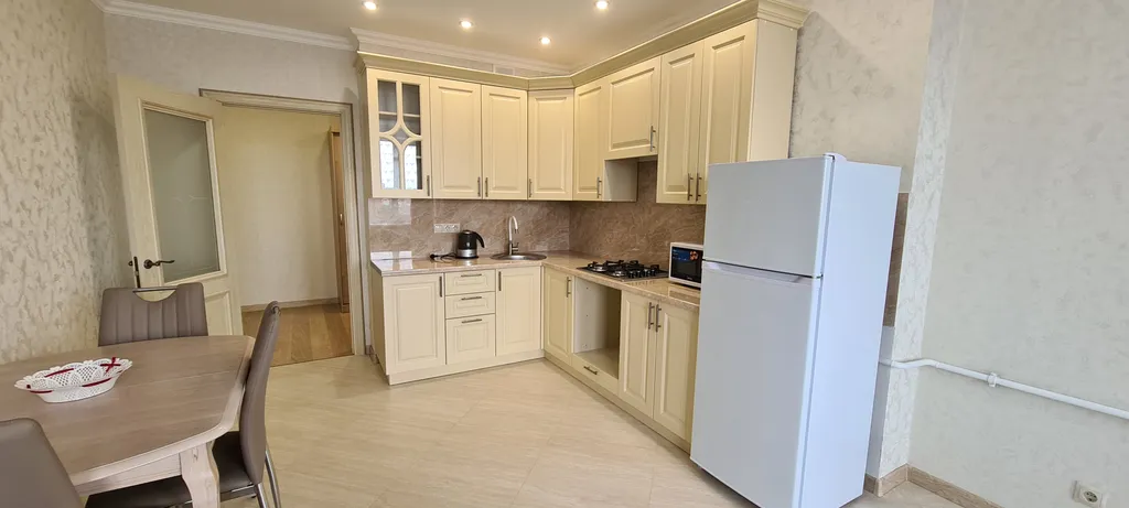 Просторная квартира с 2-мя кроватями и раздвижным диваном