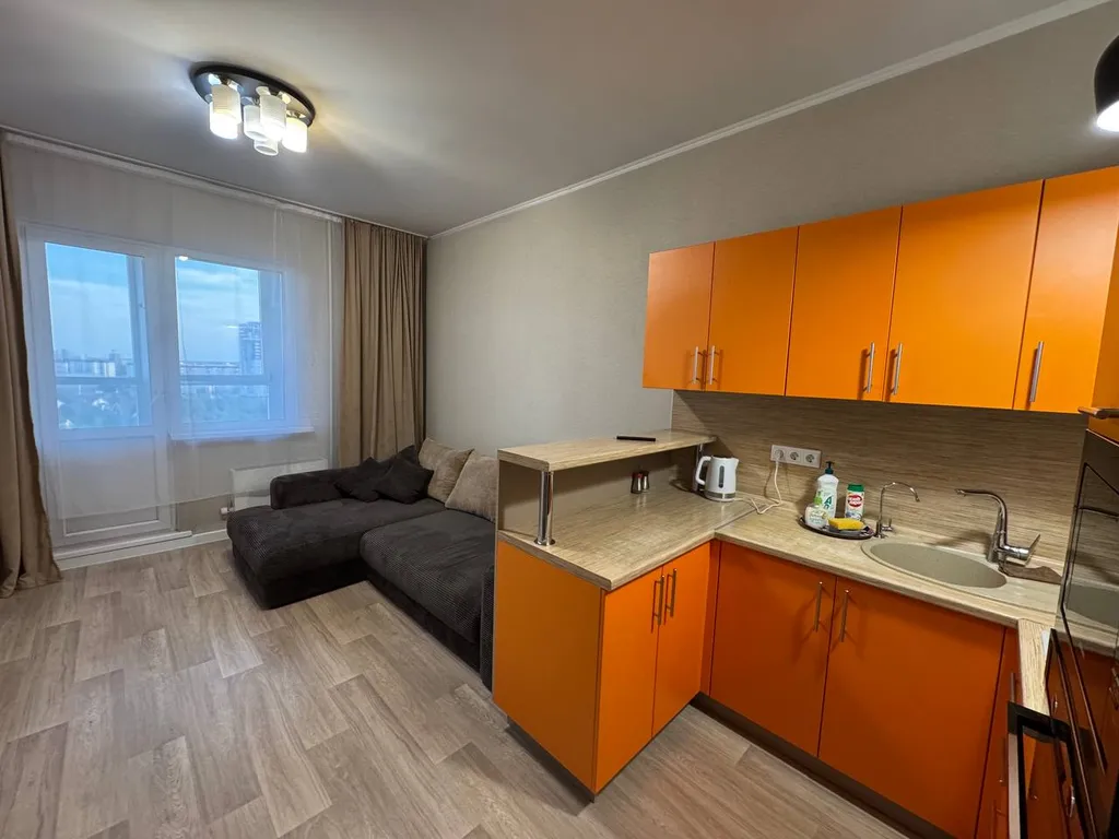 Новая однокомнатная квартира 1+ возле ТР "Аура"