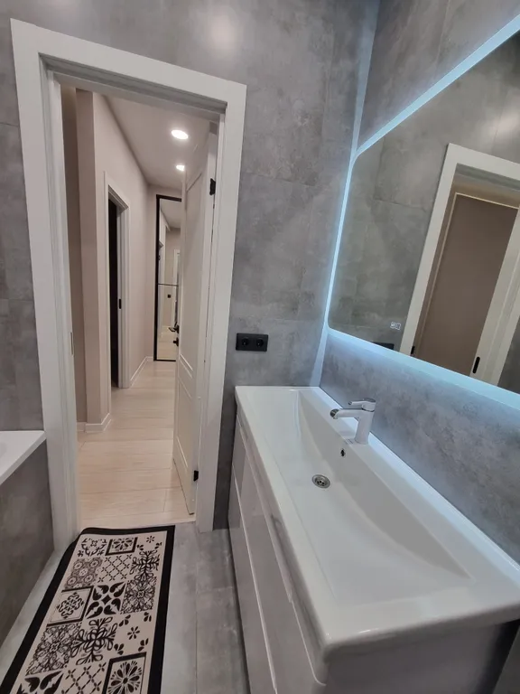 Квартира с дизайнерским ремонтом в Центральном районе