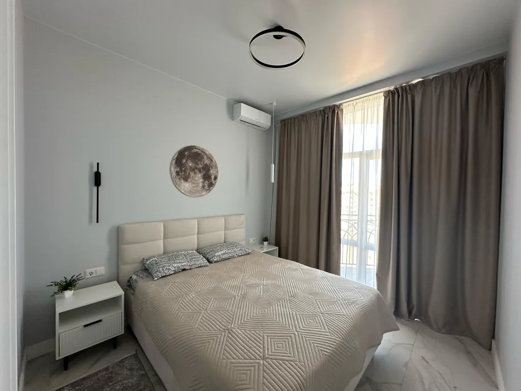 Дизайнерская 2-я квартира