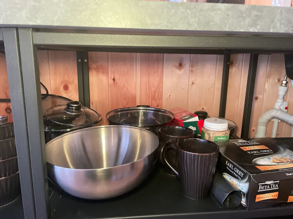 Уютный дом у леса