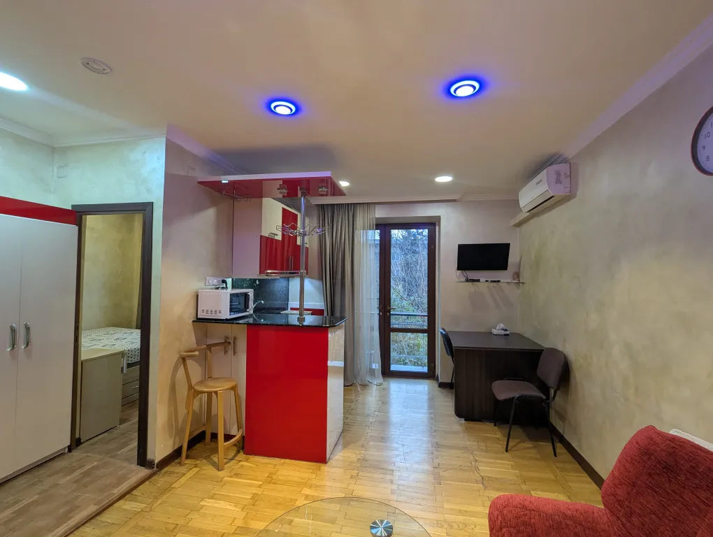 Уютная квартира с открытом балконом