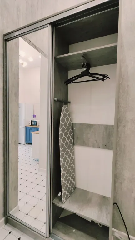 Стильная чистая квартира рядом с Куполом, Ледовым дворцом