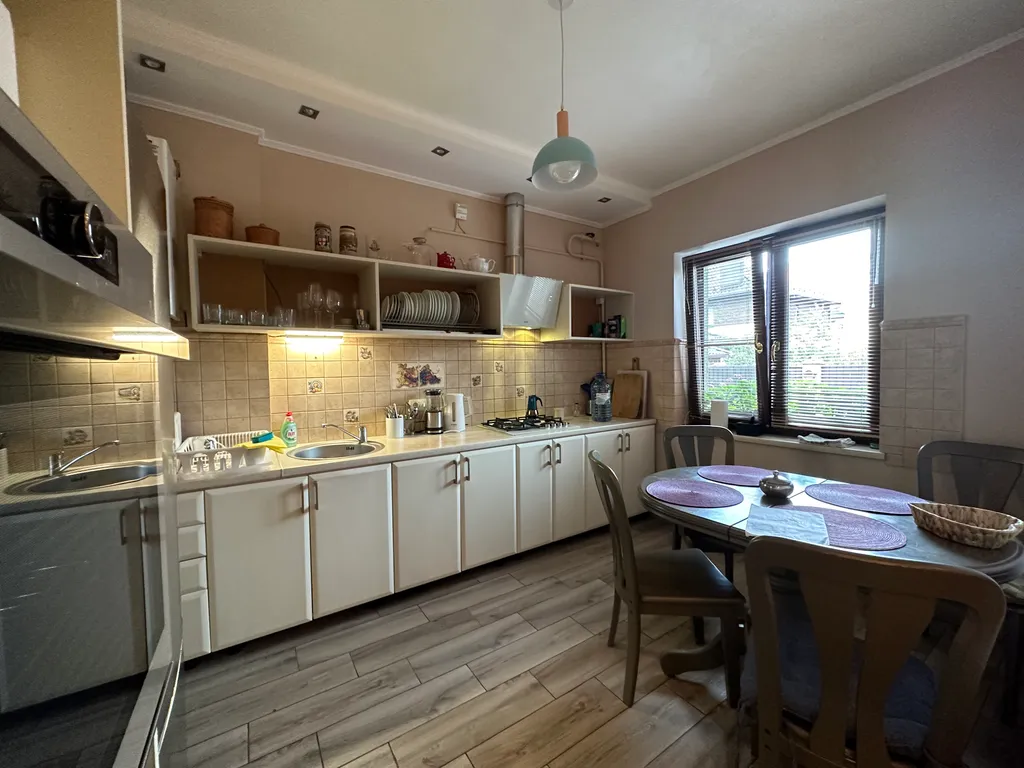 Просторный таунхаус с зимним садом