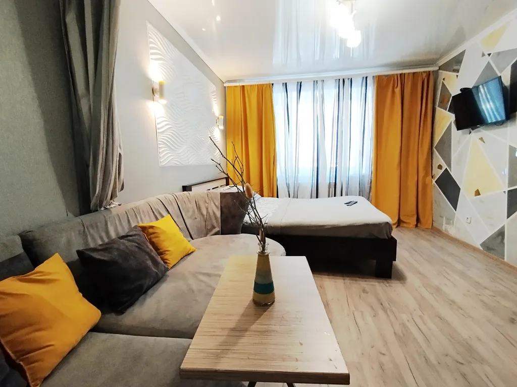 Уютная тёплая квартира в центре — аренда посуточно в Брянск