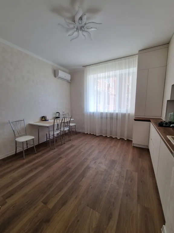 Квартира Квартира Уютная квартирка с ремонтом — Элиста