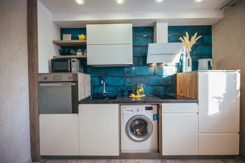 Апартаменты у парка с балконом, 10 мин до моря