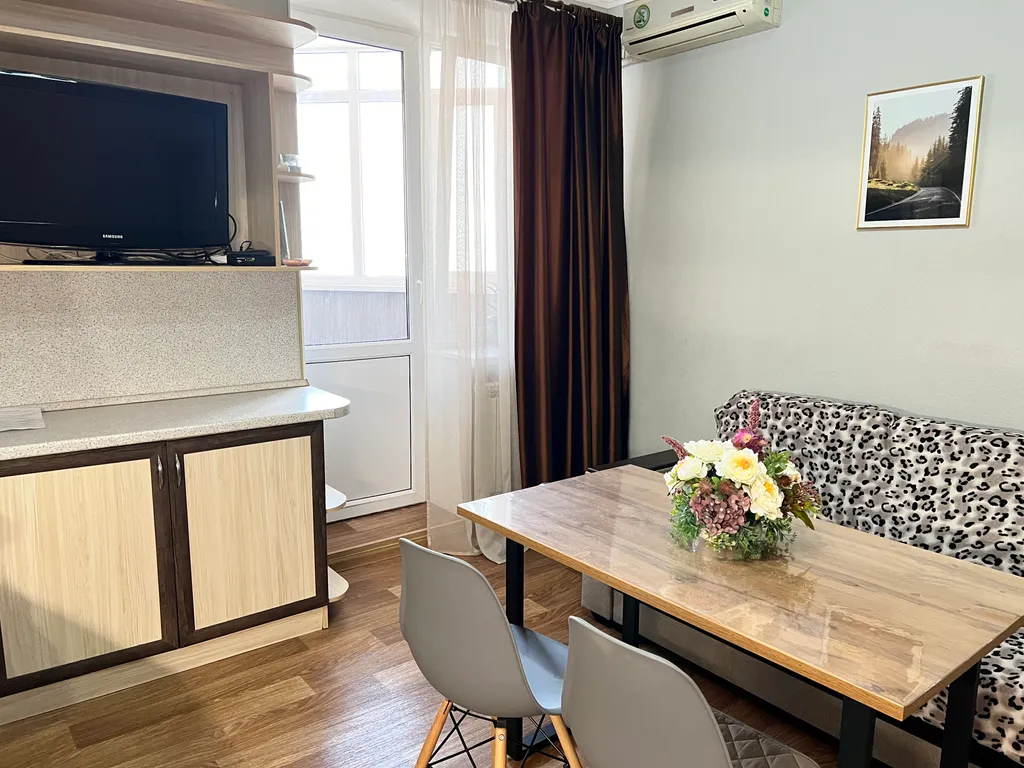 Уютная квартира в центре города с ремонтом и техникой