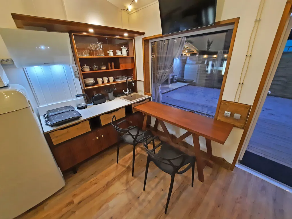 Дом для 2-х на море