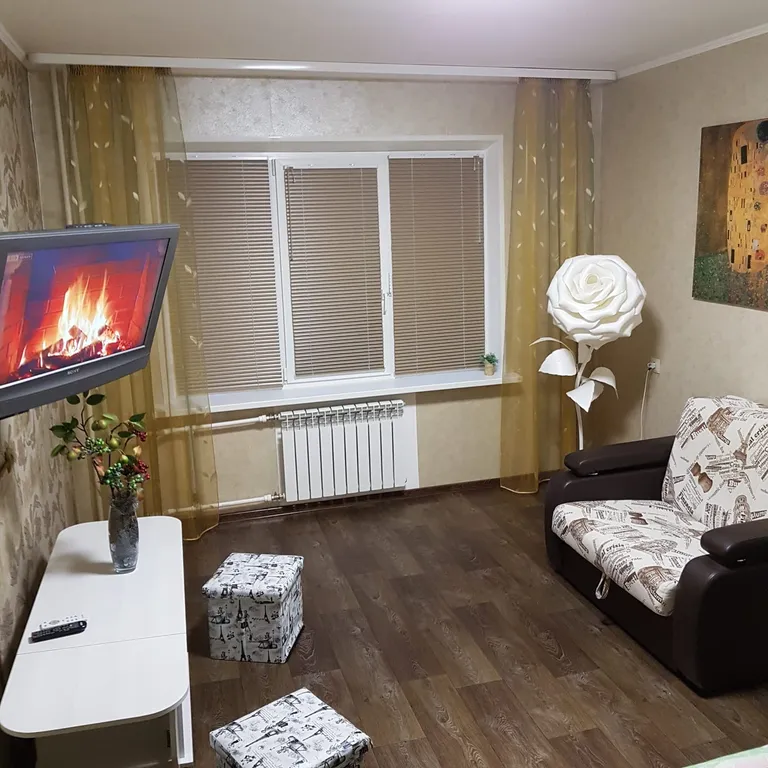 Квартира Квартирка с уютом и тишиной — аренда посуточно в Когалым