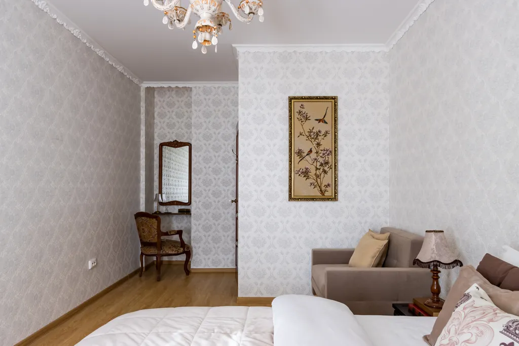 Aristocrat flat
