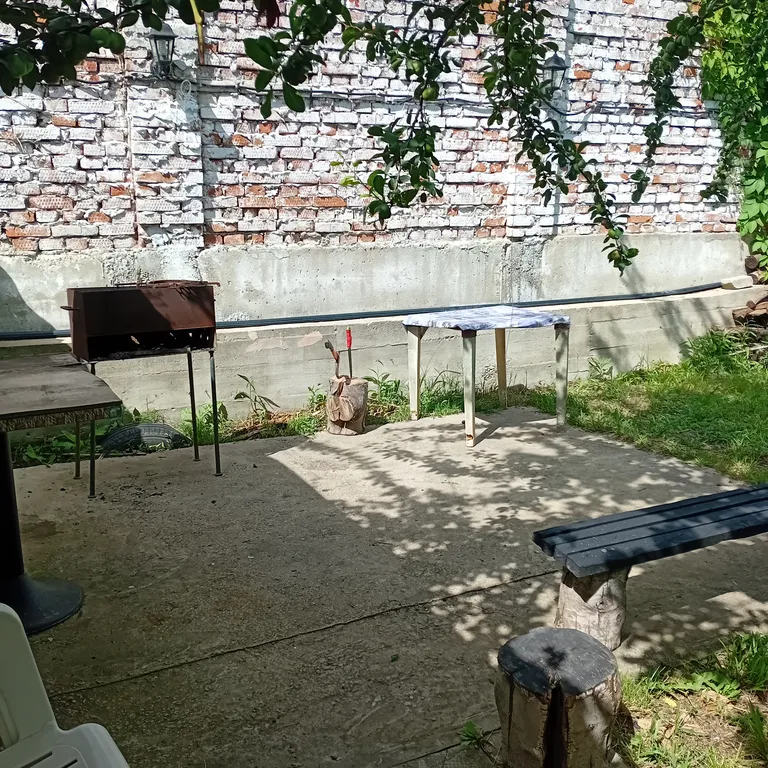 2 комнатный номер со своей кухней, кондиционером, телевизором, душем