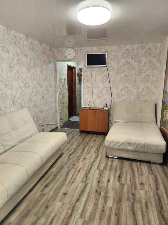 Уютная квартира в центре поселка