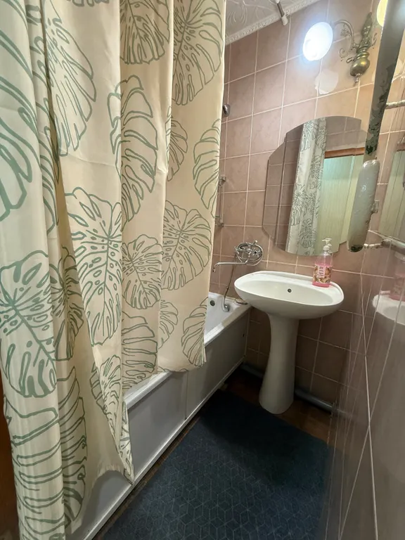 Вместительная в р-не ж/д, центр