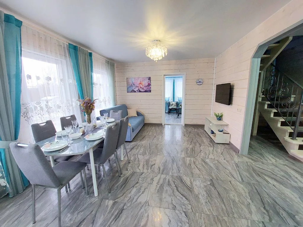 Дом у Плещеева озера в Переславле. 1 линия