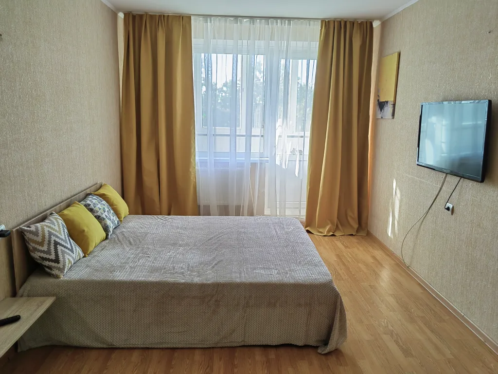 Уютная квартира рядом с ТРЦ Сити молл