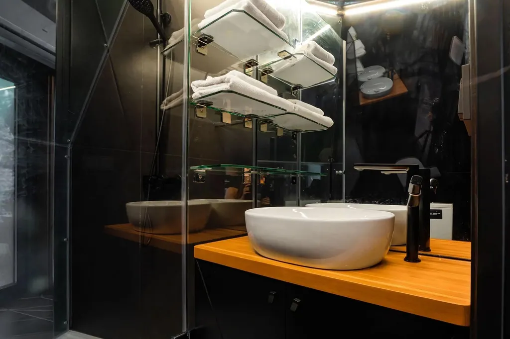 Панорамный домик в сердце гор