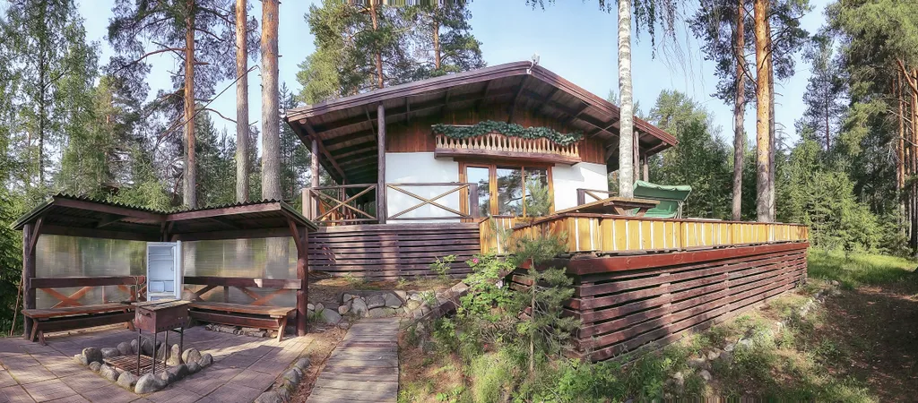 Коттедж Гостевой дом и баня на озере — Верховье