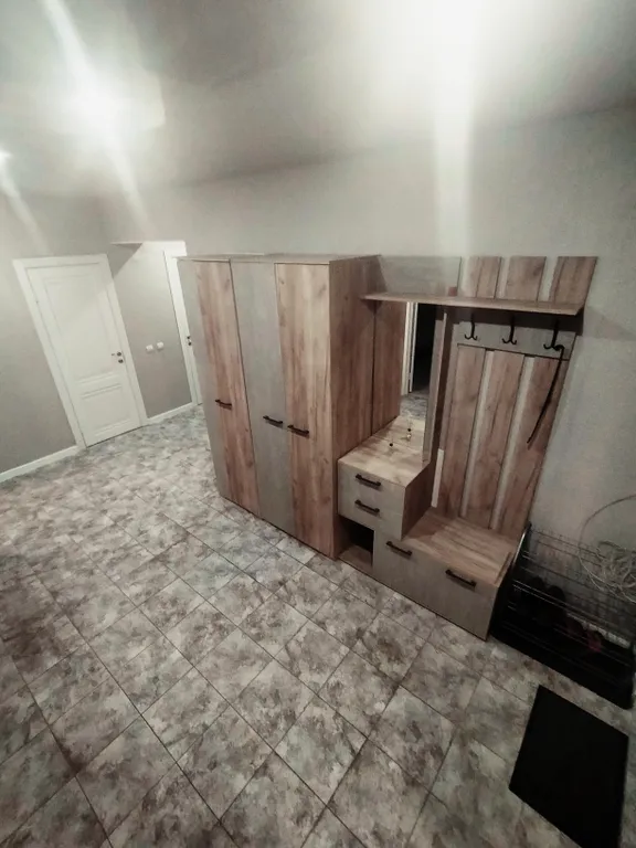 Огромная 3-комнатная квартира с новым ремонтом