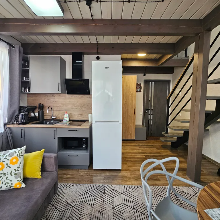 Стильная двухуровневая квартира