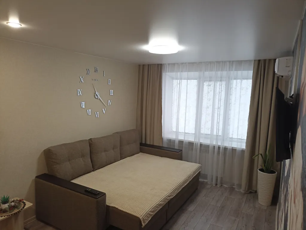 1-комнатная квартира в центре города с асфальтированной парковкой