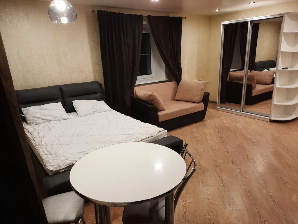 Квартира в центре города у площади Победы