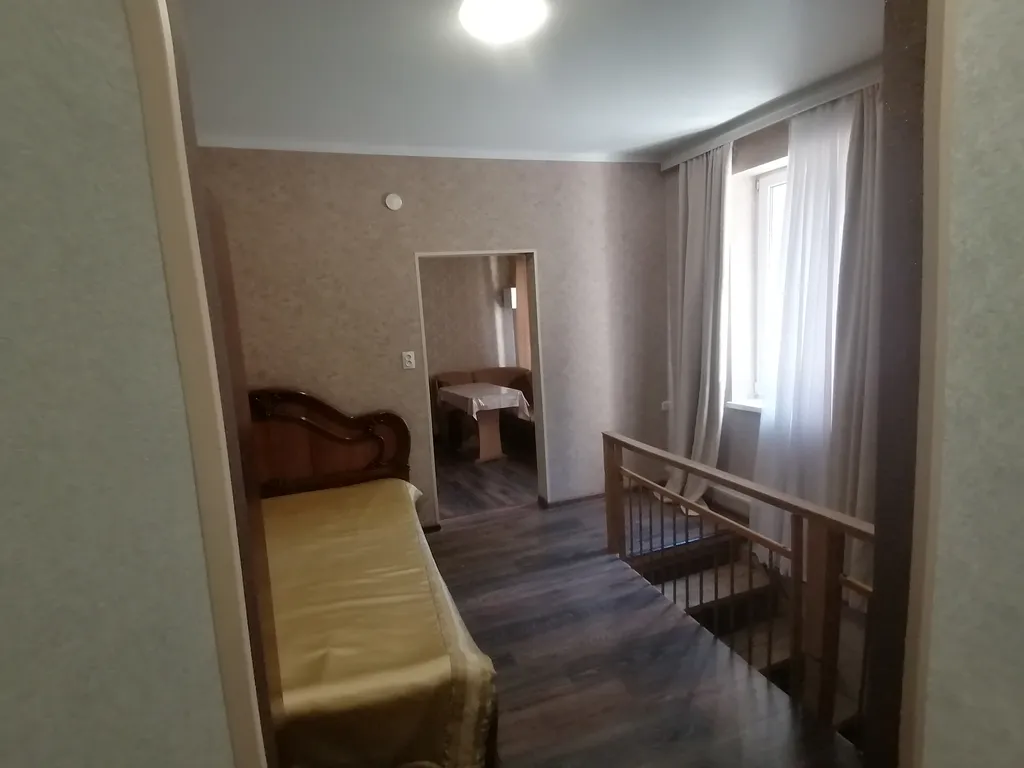 Двухкомнатная квартира в центре города — аренда посуточно в Ессентуки