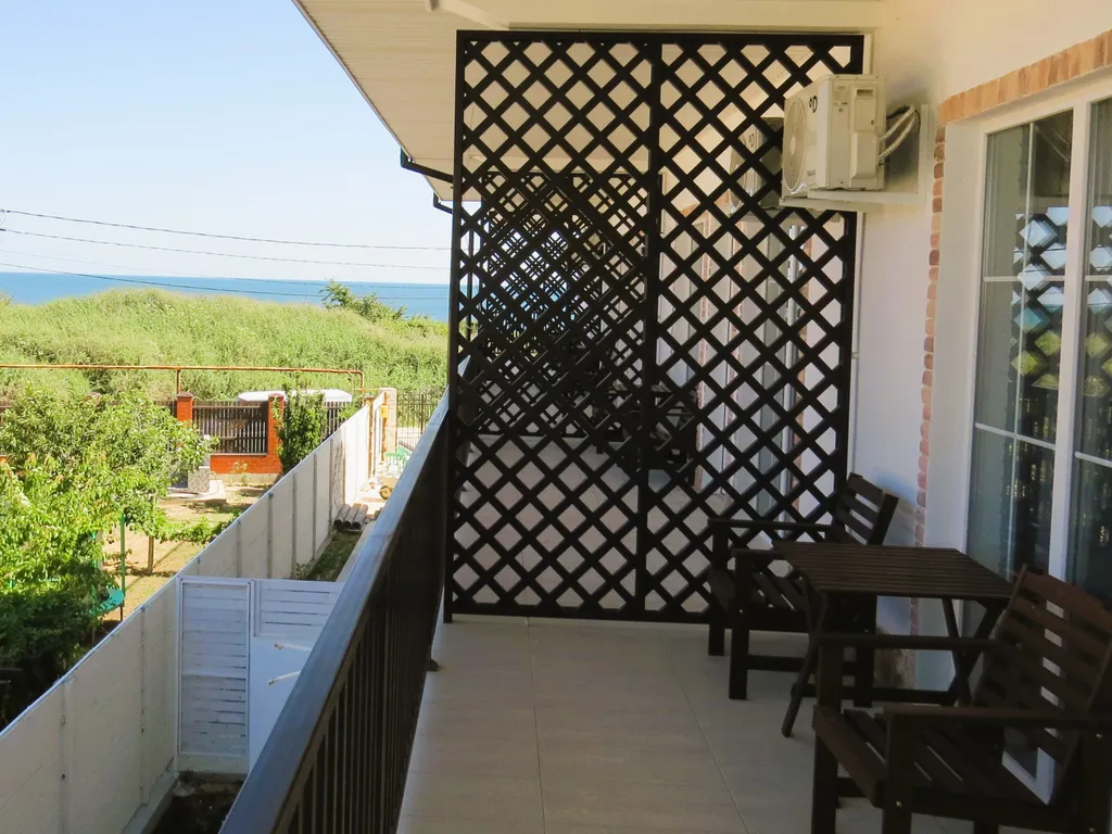 Квартира 2-комнатная Квартира — Кучугуры