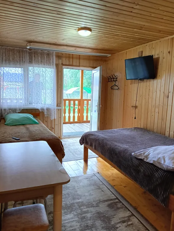 Тёплые номера на берегу Катуни