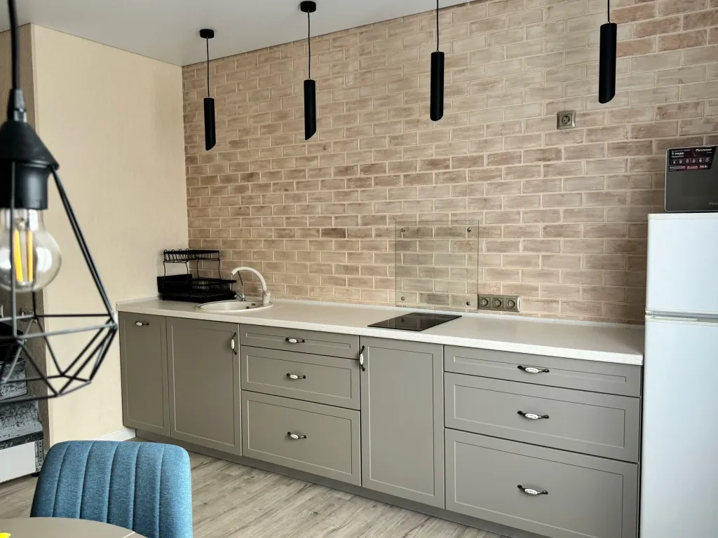 Дом с бассейном