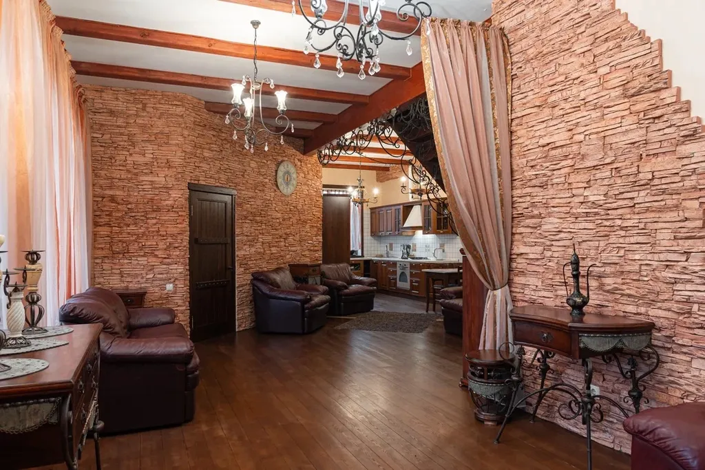 Дом с сауной и бассейном