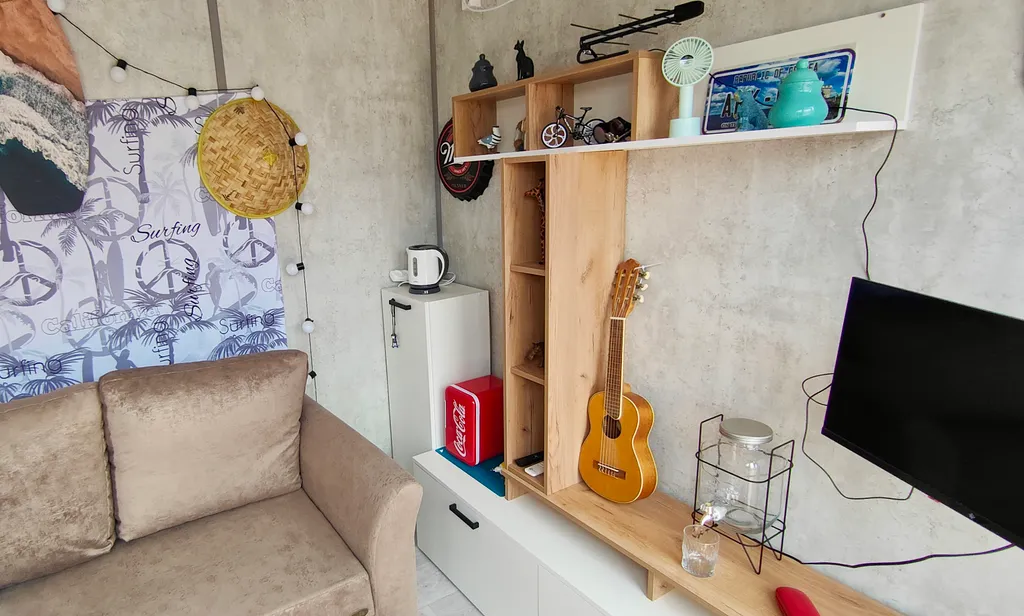 Двухэтажная квартира с террасой недалёко от моря