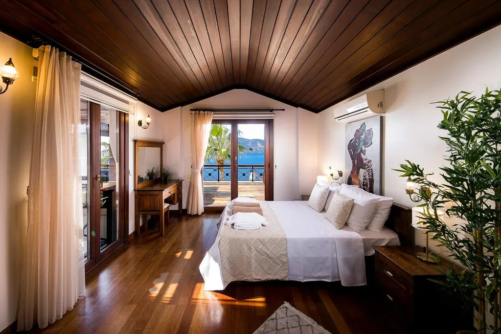 Вилла с видом на море