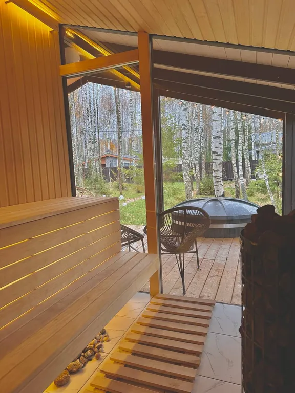 Коттедж Дом с панорамной сауной, купелью на закрытом лесном участке — аренда посуточно в Ступино