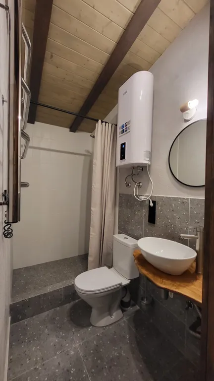 Дом-студия в стиле шале в центре