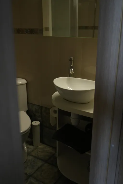 Вилла на берегу озера