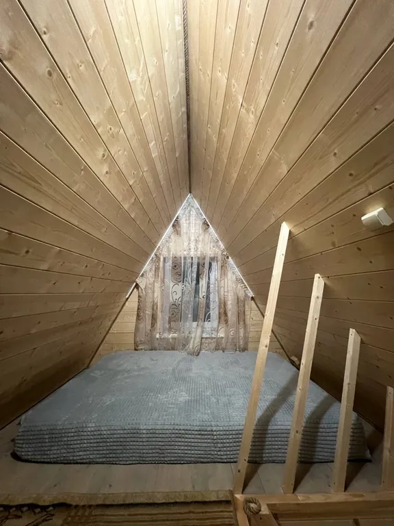 Уютный дом в стиле A-Frame