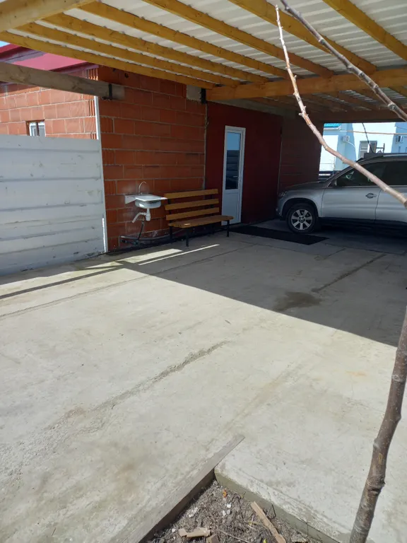 Уютная комната с видом на море