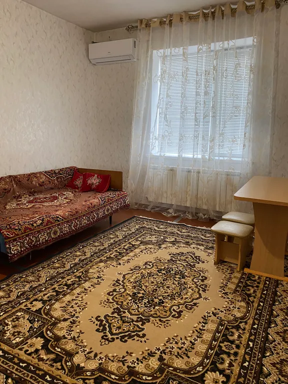 Уютный дом в городе