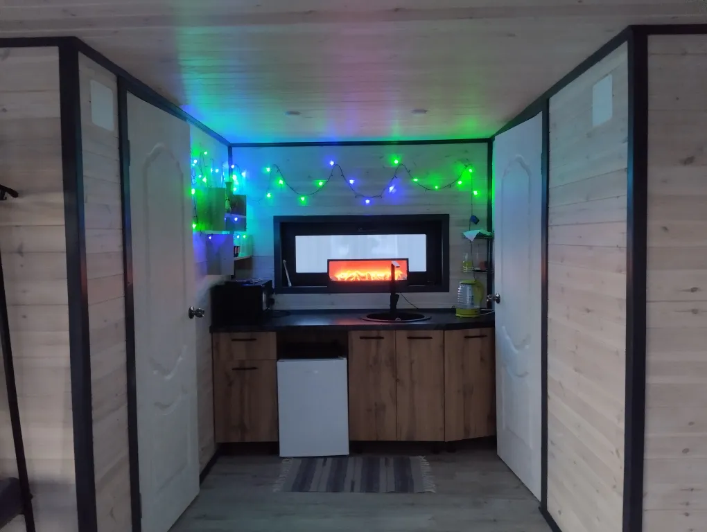 Загородный дом у озера