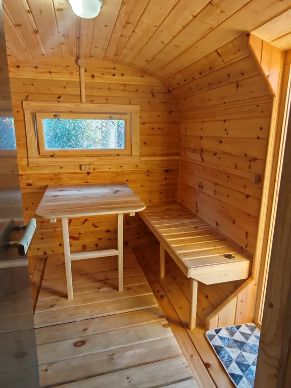 Домик в предгорье горы "50 лет"