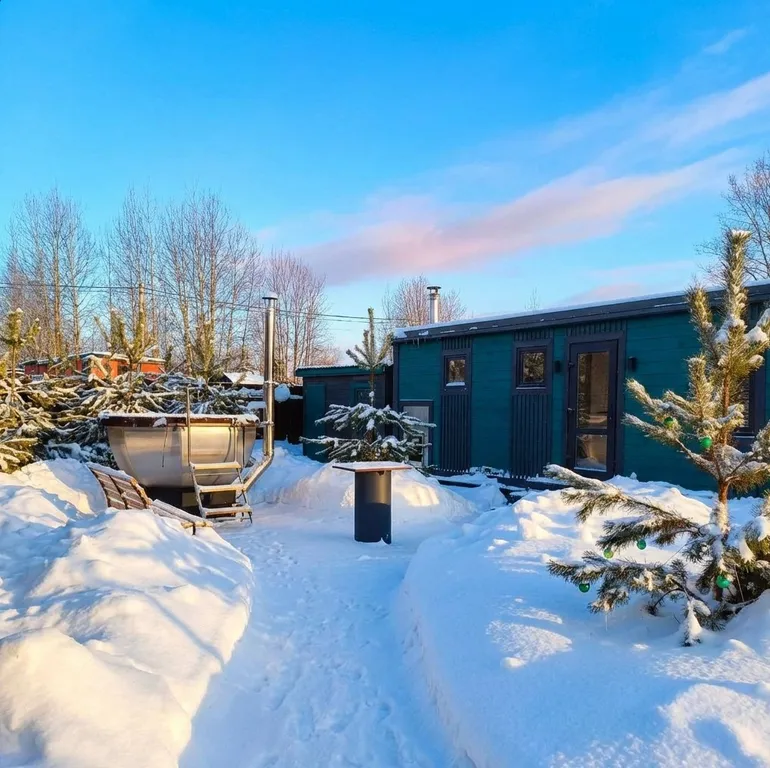 Коттедж Дом с отдельной территорией — Глазово