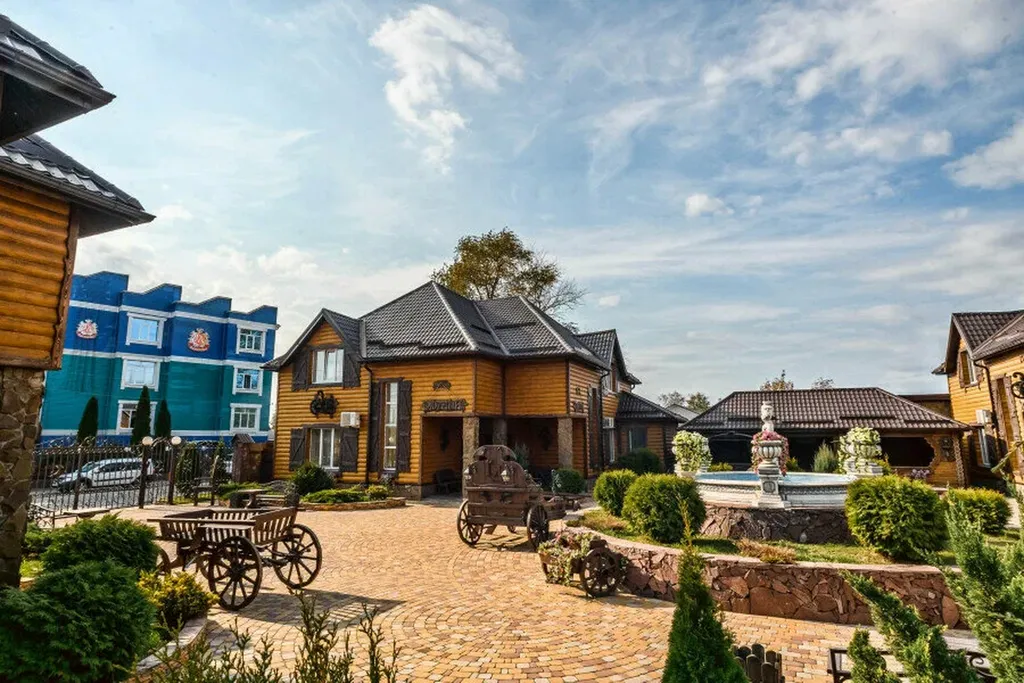 Коттедж 5-комнатный Дом — аренда посуточно в Брянск