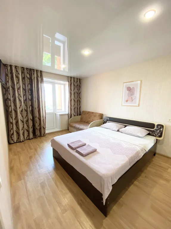 Квартира Тёплая 2-комн. евро, ЖЁЛТЫЙ НАРЦИСС — аренда посуточно в Асбест