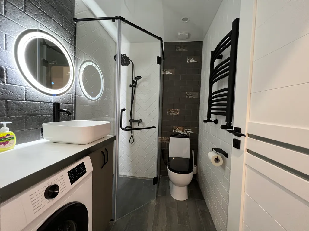 Creative Studio-Work and Relax by Republic Square