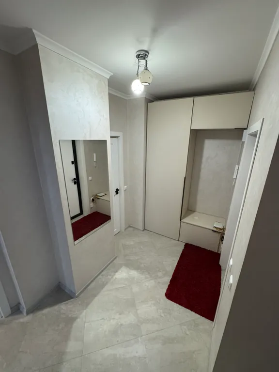 Современная квартира недалеко от центра